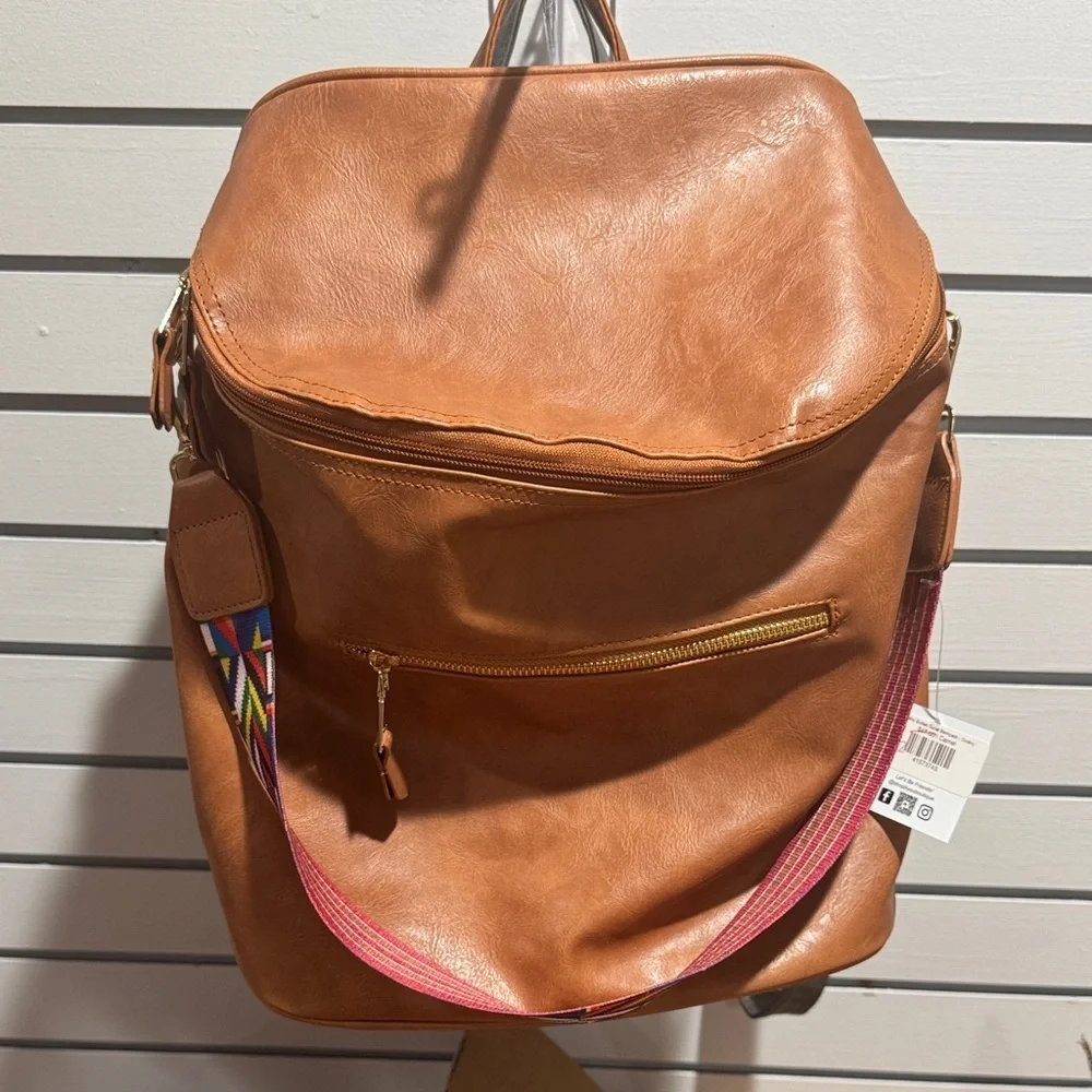 Backpack with Multicolor Strap